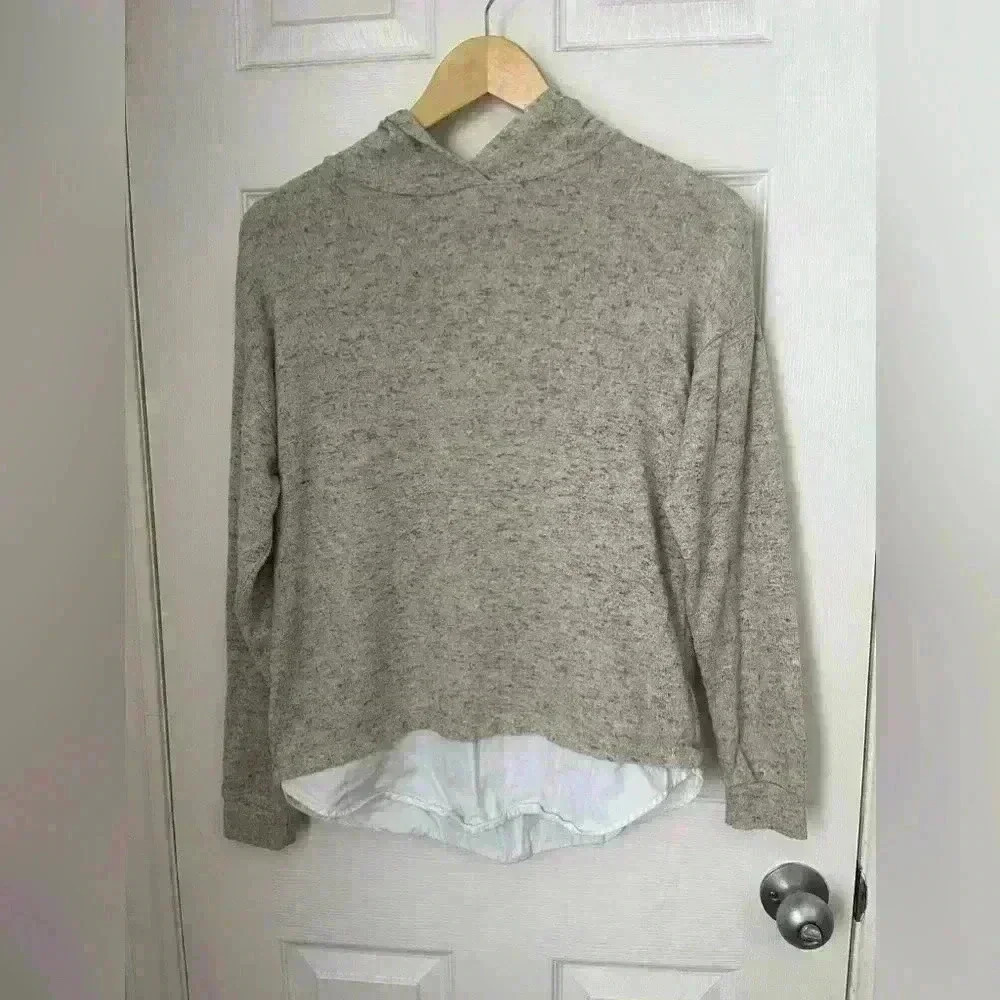 Zara girls  pullover hooded sweater size 13/14